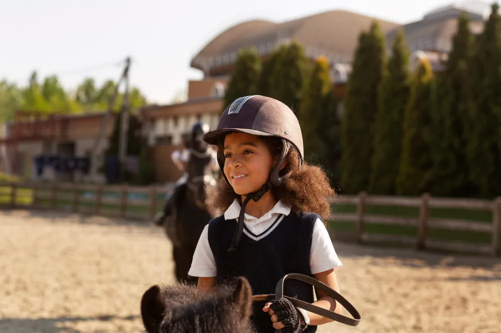 Edukacyjne i rozwojowe korzyści jeździectwa dla dzieci i młodzieży